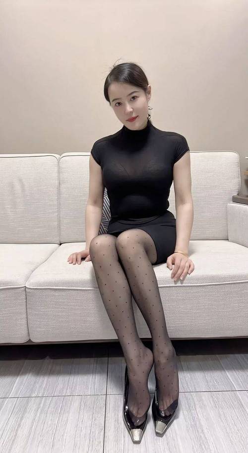女生下面有黄色块状分泌物的相关介绍