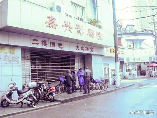 亚洲男人天堂网久久一区的相关介绍