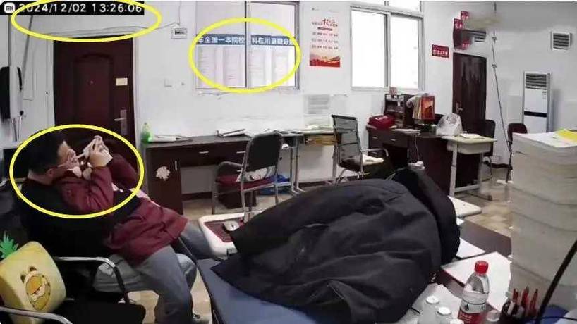 根据“啪啪老师”生成一个SEO标题，包含3个长尾关键词：

**啪啪老师课程推荐：零基础学配音与有声书录制技巧，快速提升声音魅力**