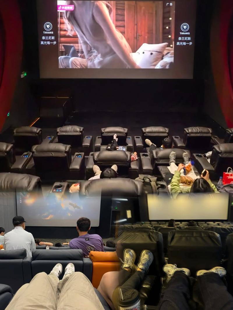 给我来个黄色录像的相关介绍