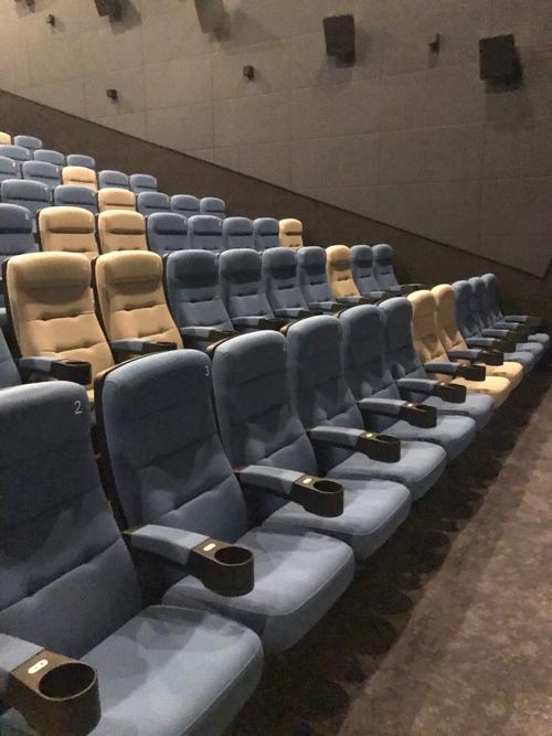 亚洲男人av天堂精品少妇的相关介绍