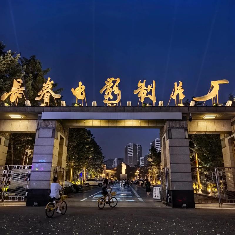 人妻爱爱一区的相关介绍