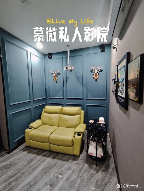 牛仔裤少妇av的相关介绍