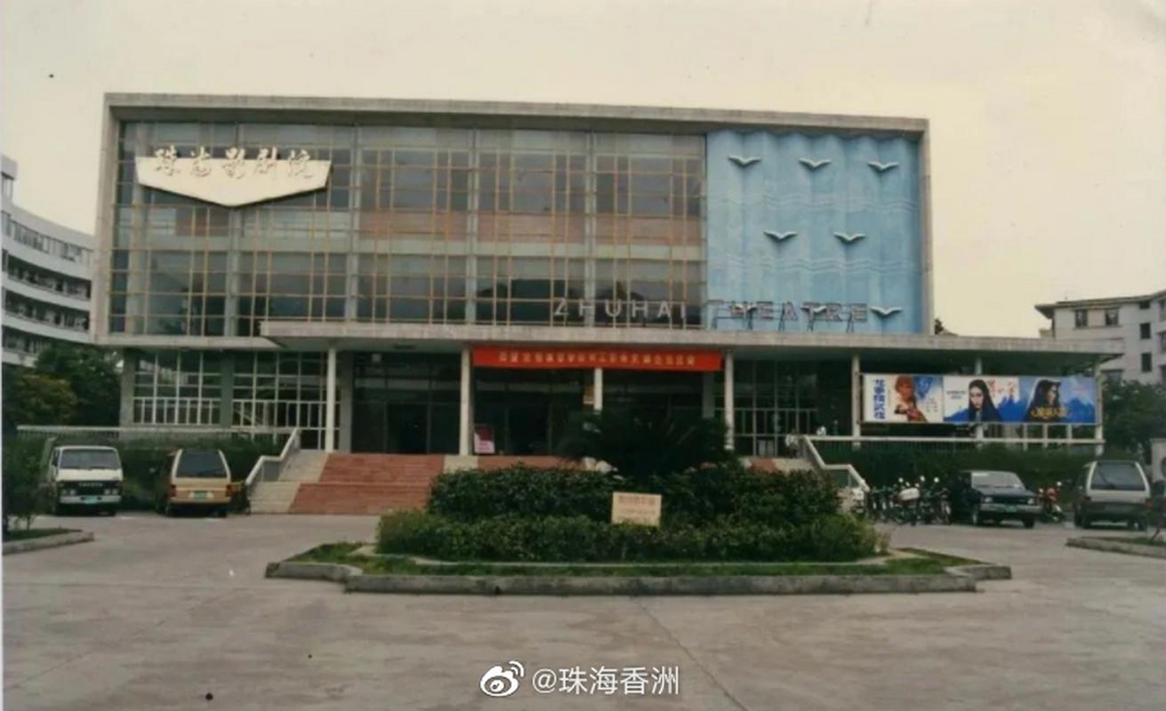 女性下体黄色鼻涕分泌物的相关介绍