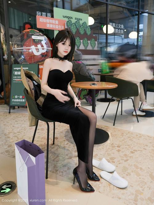 色拉拉少妇激情av av的相关介绍