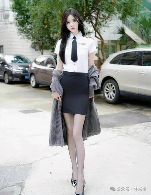 老湿影院视频十八以上可以看 - 成人专属影视内容解锁指南 | 长尾关键词：老湿影院成人专区、十八禁影片在线观看、高能预警影视资源