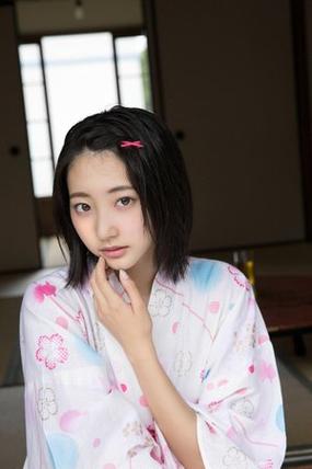 女孩下体出现黄色分泌物的相关介绍