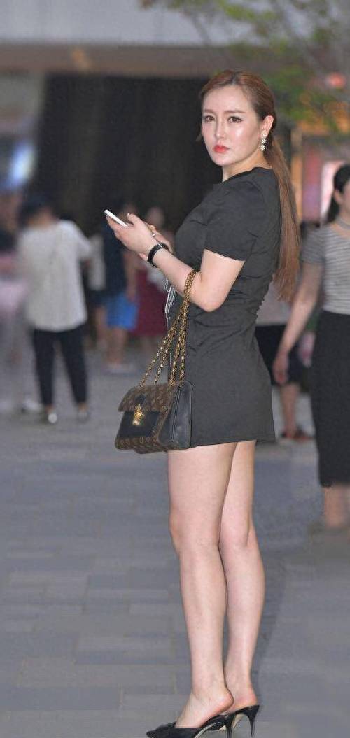 久久久精品久久久久久69的相关介绍