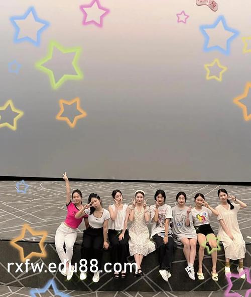 基于“视频app 免费”的核心需求，为您生成一个包含3个长尾关键词的SEO标题：

**免费追剧神器推荐：2024最新视频app免费下载，支持高清无广告畅享海量资源**

**包含的长尾关键词：**
1. 免费追剧神器推荐
2. 视频app免费下载
3. 高清无广告