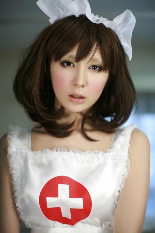 女性下身瘙痒疼痛 流出黄色的东西的相关介绍
