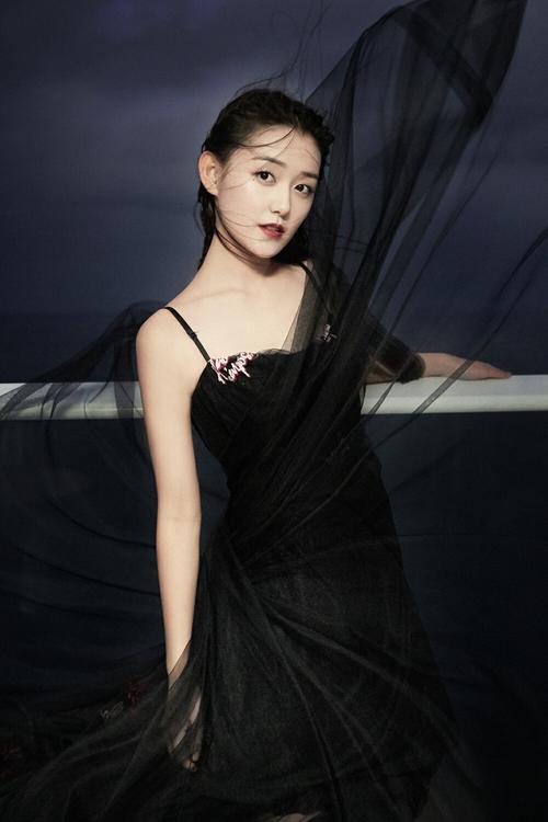 蜜桃少妇人妻一区二区视频的相关介绍