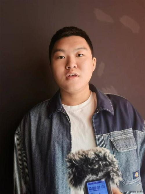 性少妇av的相关介绍