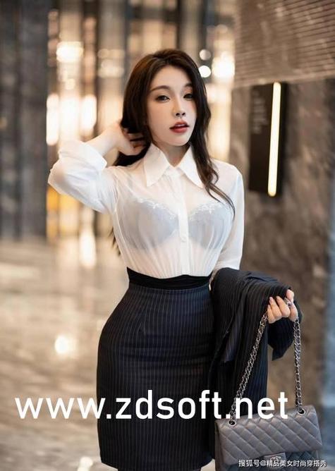亚洲二区人妻少妇的相关介绍