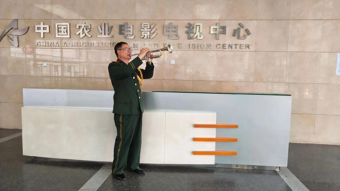 爱干av高清黑丝的相关介绍