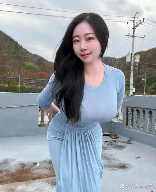 模特私拍大尺度图片的相关介绍