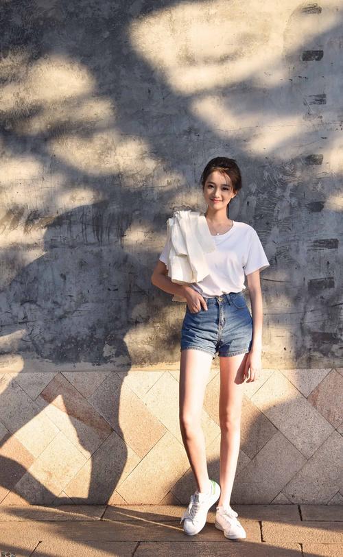 免费看美女私密的相关介绍