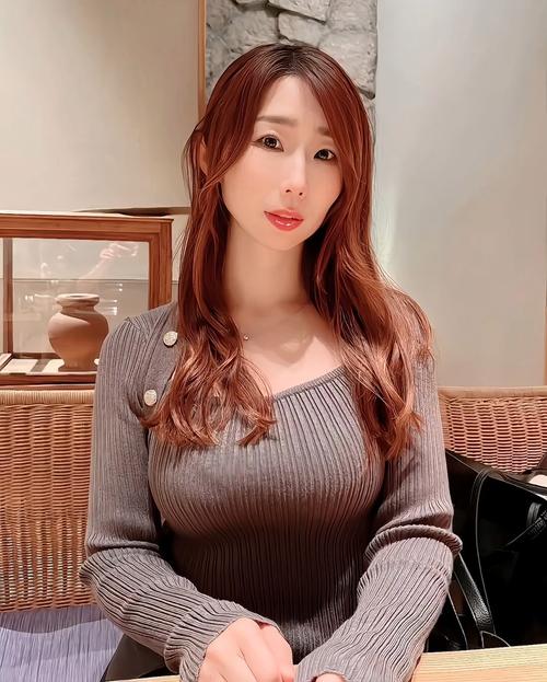 亚洲欧美在线人妻精品资源分享，高清画质与多元剧情推荐
