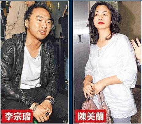 一边亲一边摸摸的相关介绍